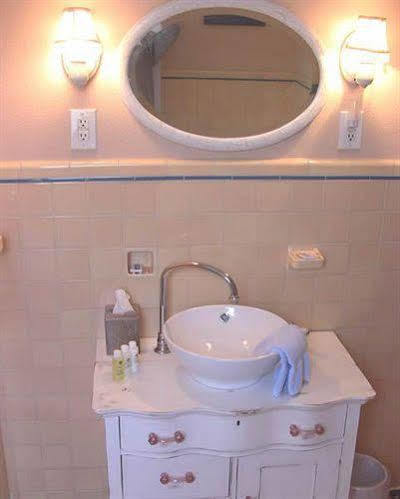 Ainsworth House Inn Luling ภายนอก รูปภาพ